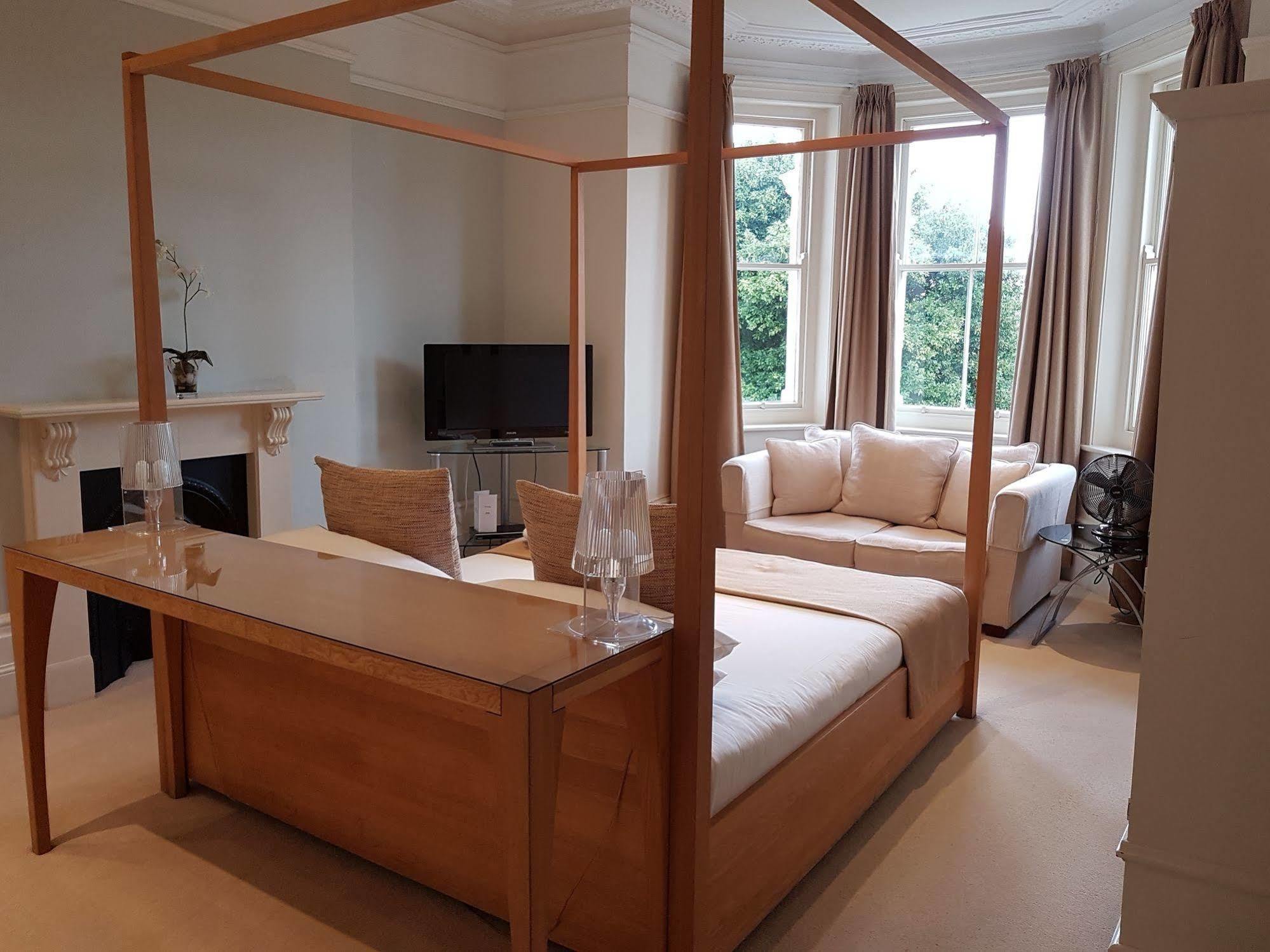 Bed and Breakfast The Relish Folkestone Exteriér fotografie